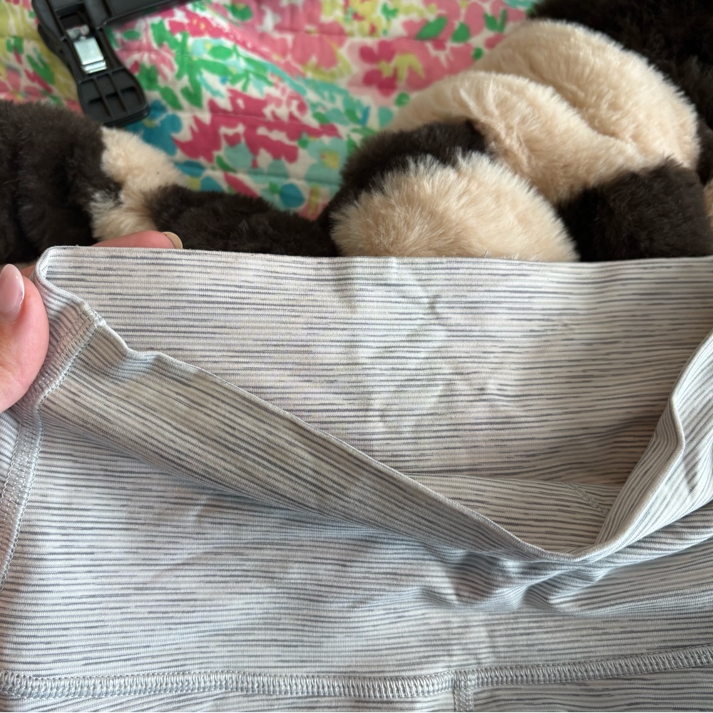 Lululemon leggings - Picture 5 of 6